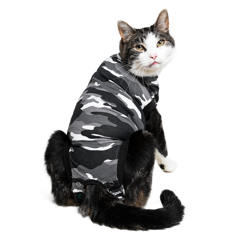 SUITICAL_PRODUCT_RECOVERY SUIT CAT_LARGE_CAMO BLACK_01_2021_V01